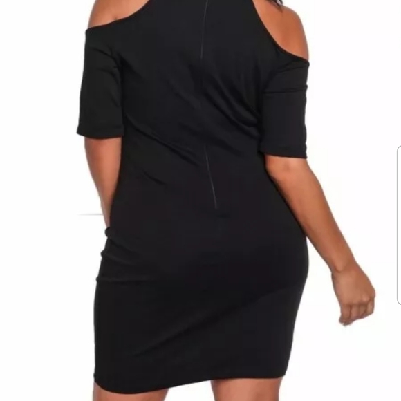 Women's 3X Plus Size Rose Applique Cold Shoulder - Picture 4 of 6